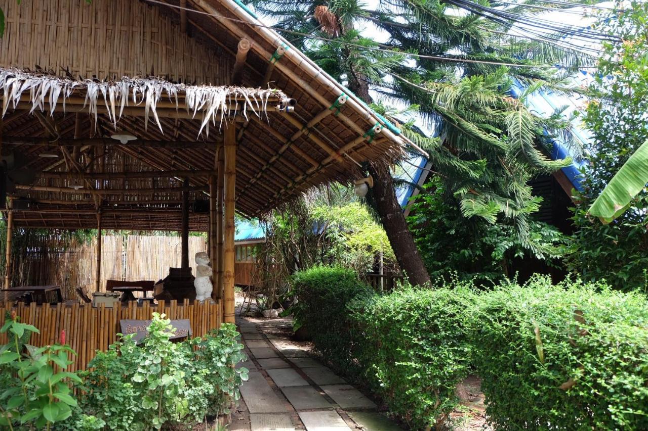 Ruennamyen Resort Amphawa Samut Songkhram Екстериор снимка