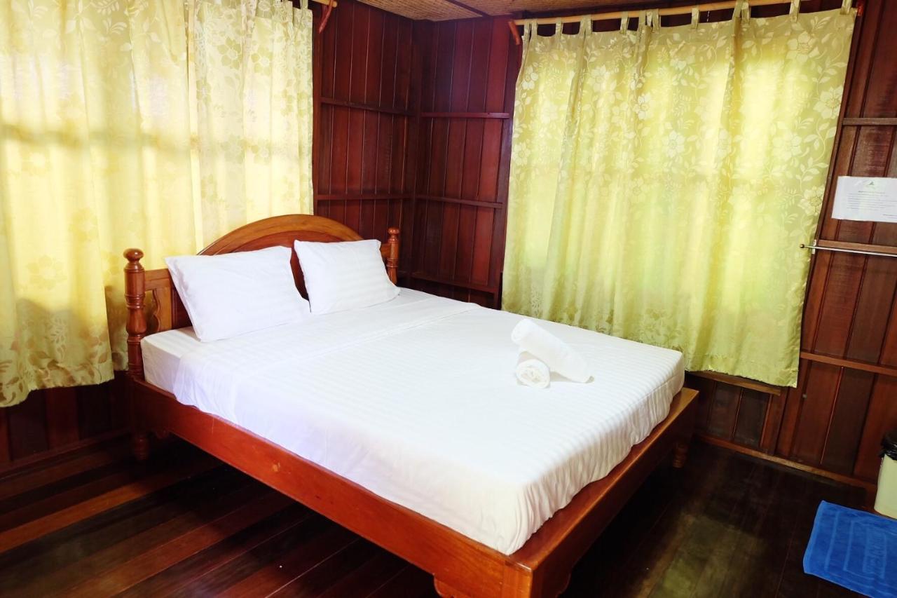 Ruennamyen Resort Amphawa Samut Songkhram Екстериор снимка