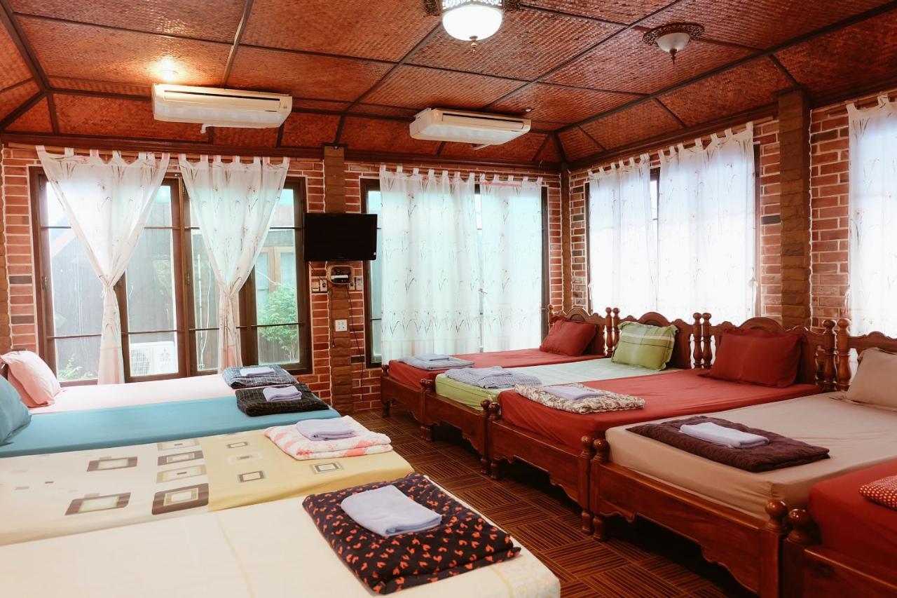 Ruennamyen Resort Amphawa Samut Songkhram Екстериор снимка