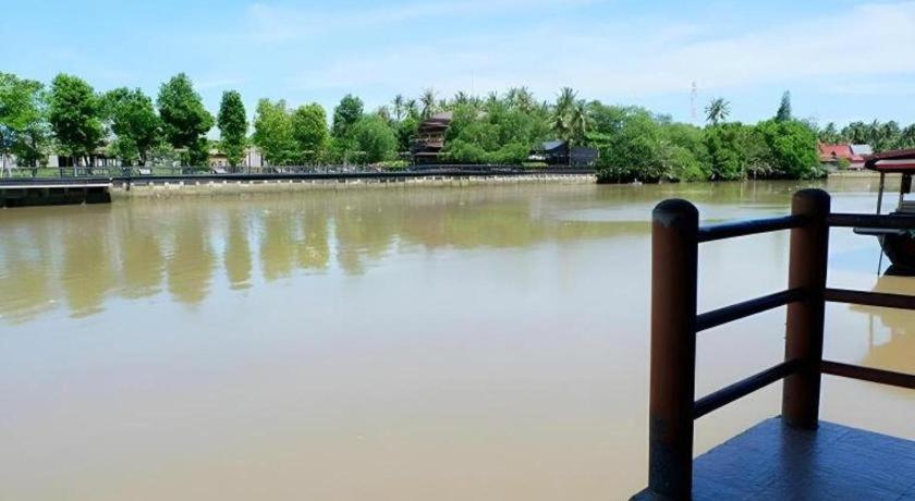 Ruennamyen Resort Amphawa Samut Songkhram Екстериор снимка