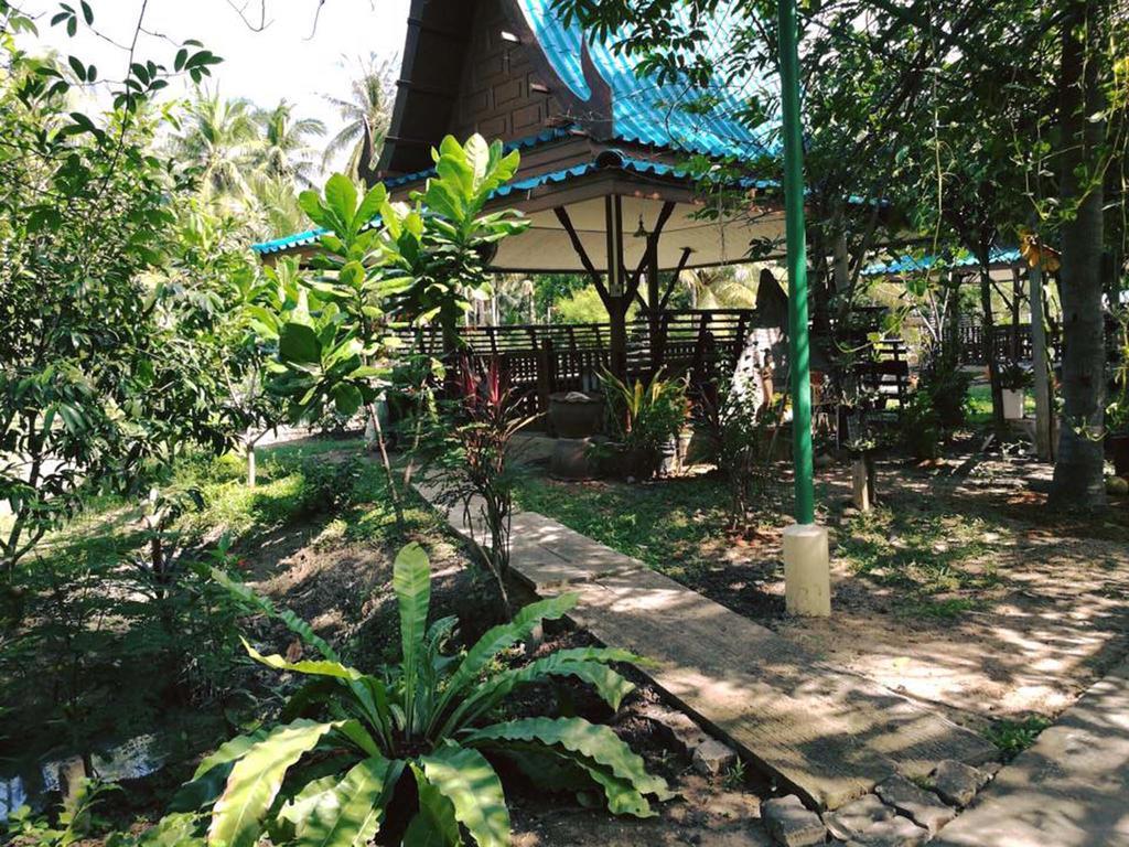 Ruennamyen Resort Amphawa Samut Songkhram Екстериор снимка