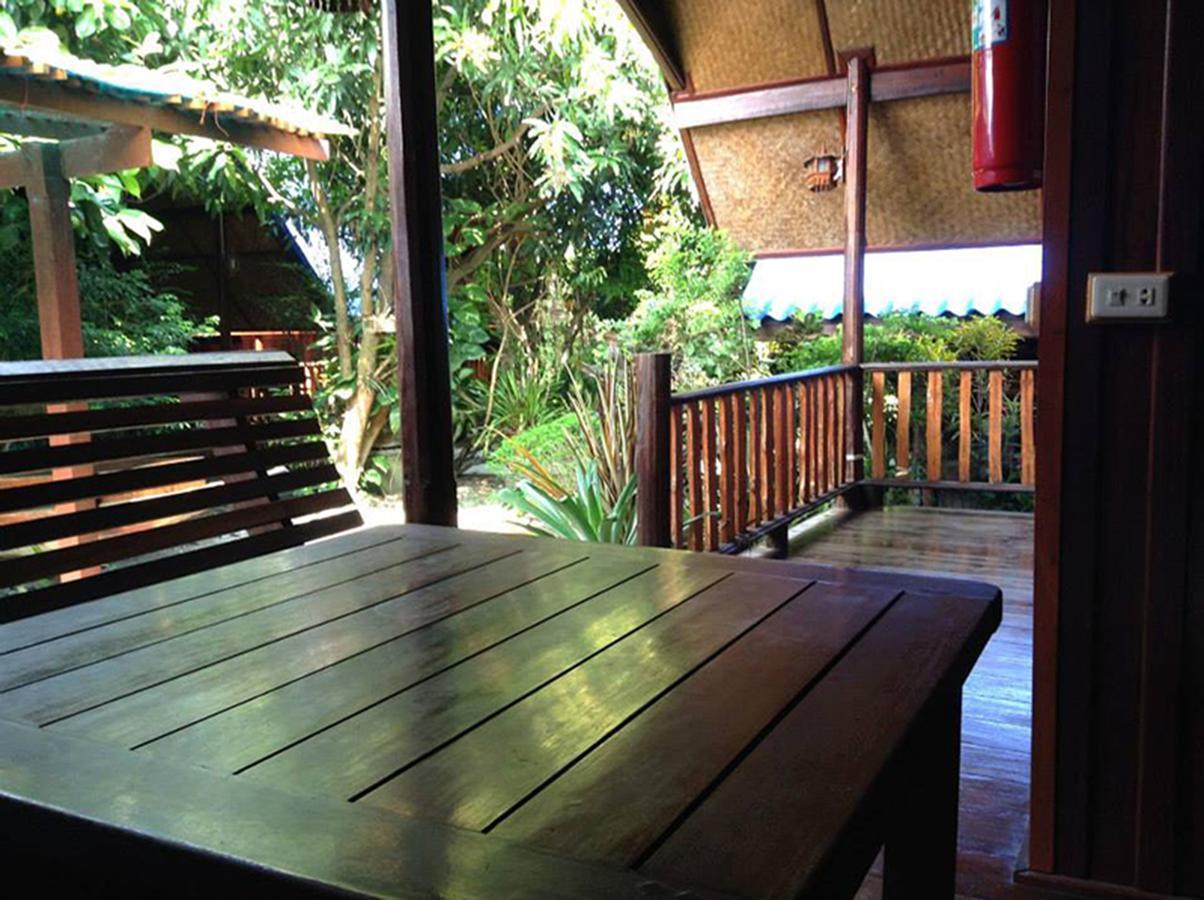 Ruennamyen Resort Amphawa Samut Songkhram Екстериор снимка