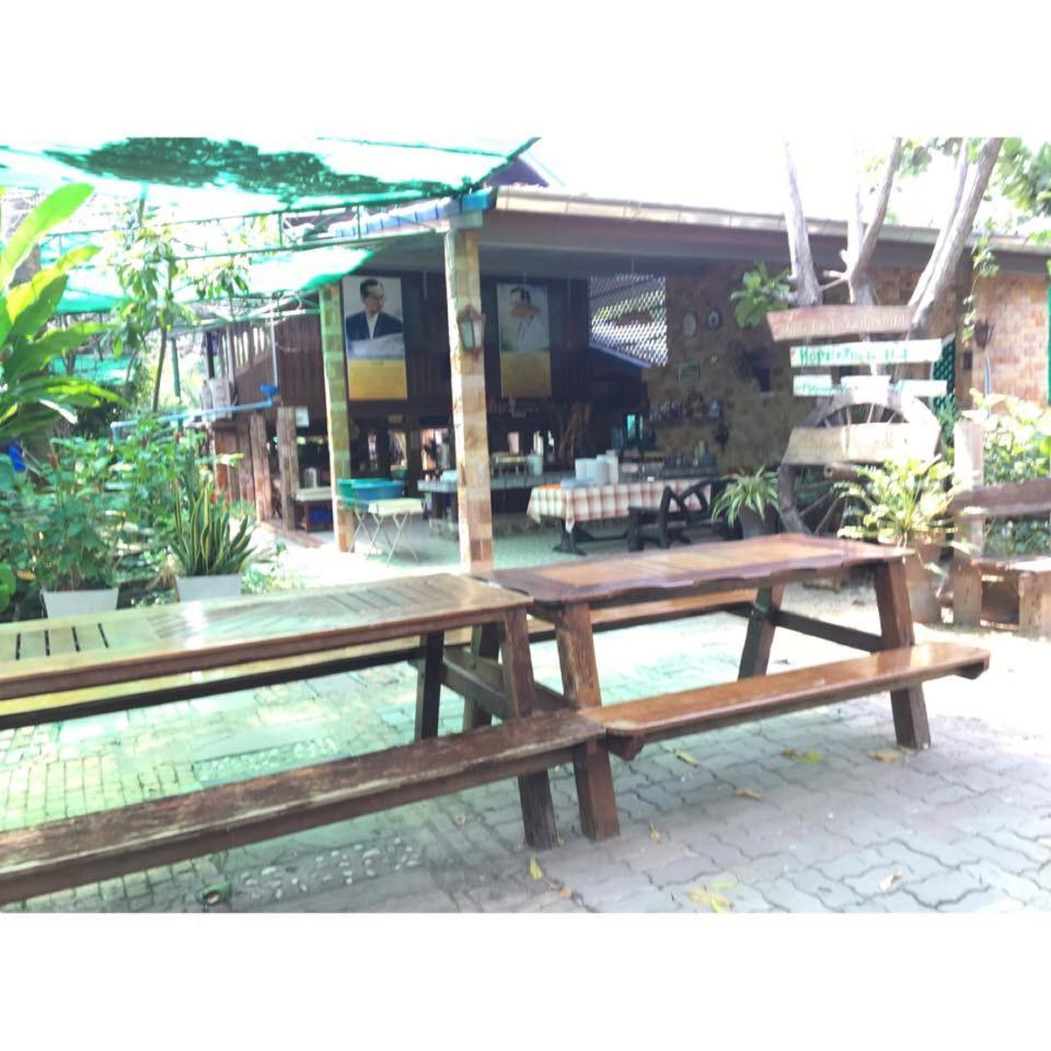 Ruennamyen Resort Amphawa Samut Songkhram Екстериор снимка